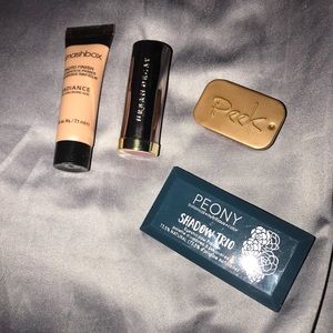 Random makeup bundle